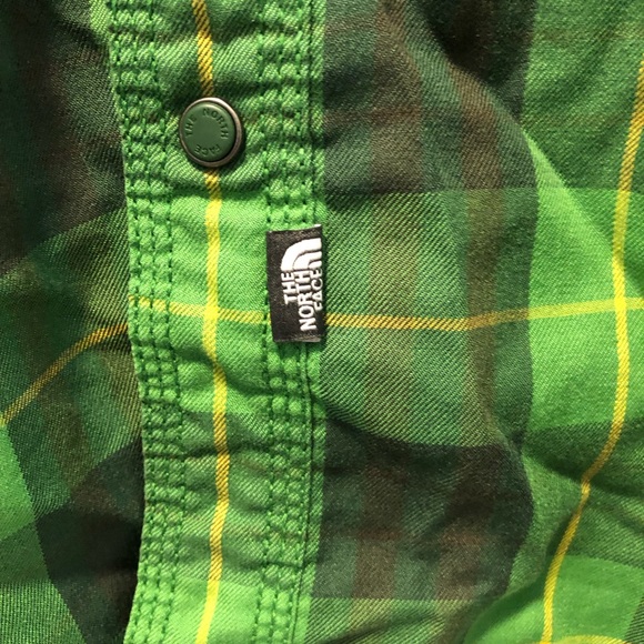 The North Face mens long sleeve shirt size xl - Picture 2 of 6